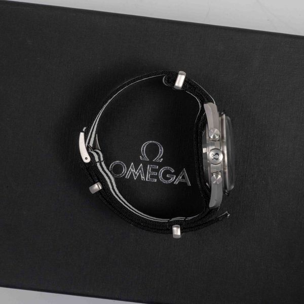 Omega Speedmaster Speedy Tuesday 311.32.42.30.01.001